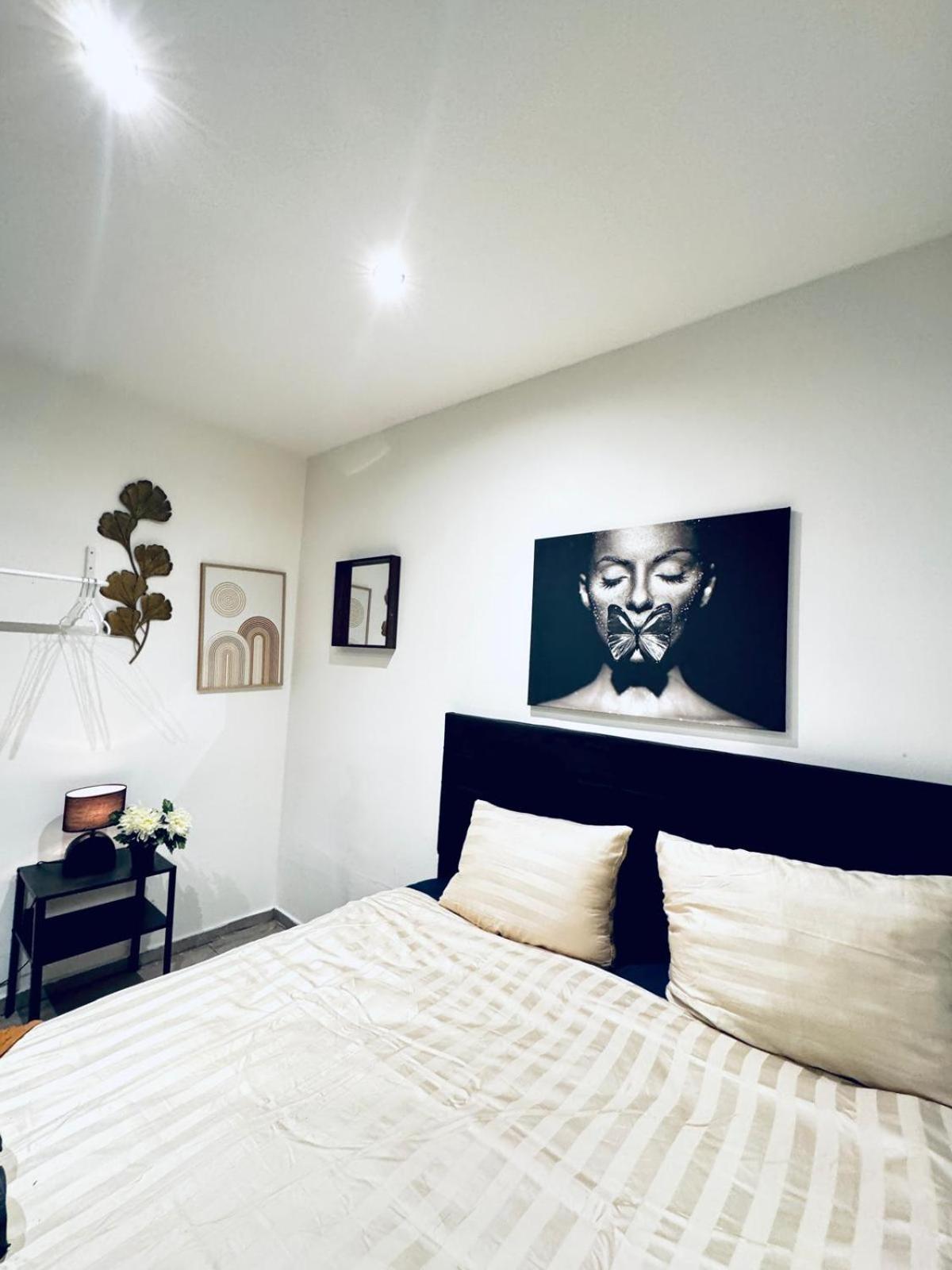 Appartement Elegant & 5br Shared In *