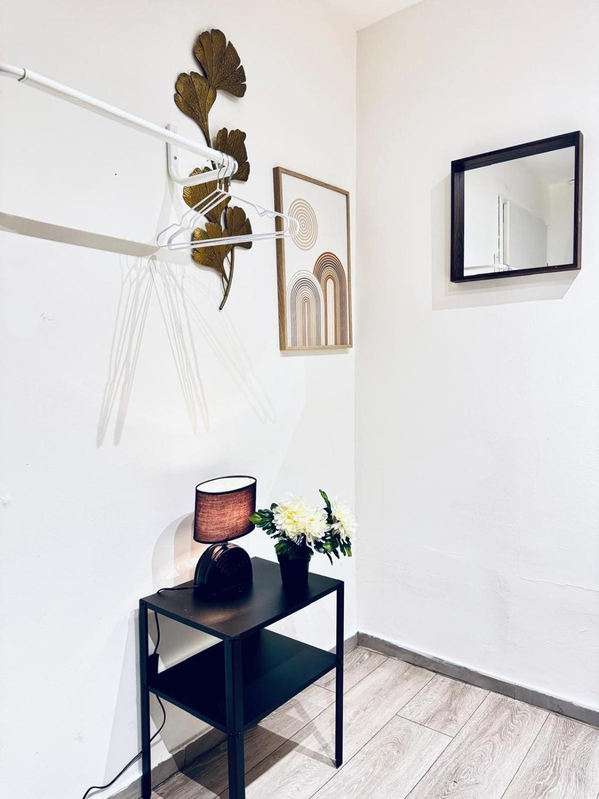 Appartement Elegant & 5br Shared In Wenen
