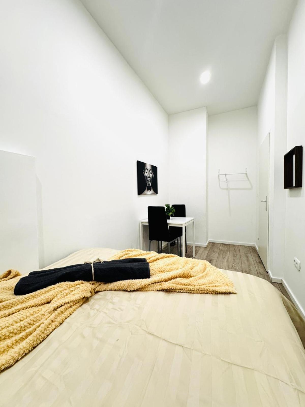 Elegant & 5br Shared In * Wenen