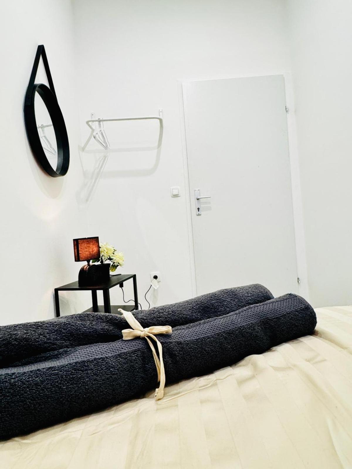 Elegant & 5br Shared In *